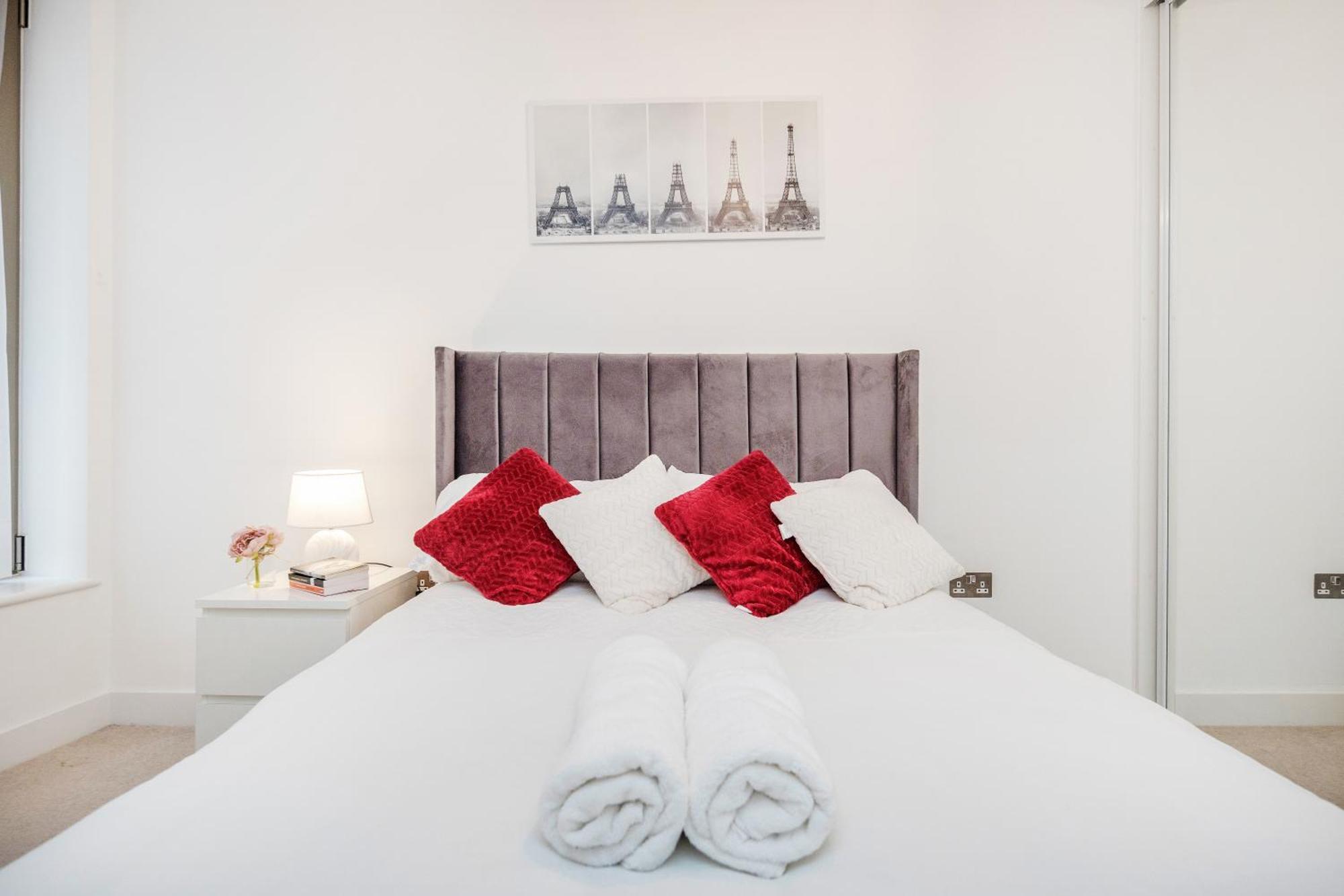 Deluxe Condo Beside 02 Arena And Central Londra Esterno foto